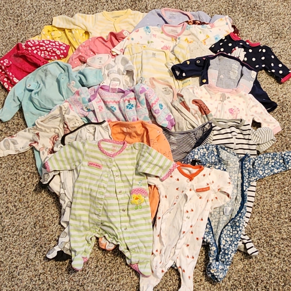 Newborn baby girl sleepers